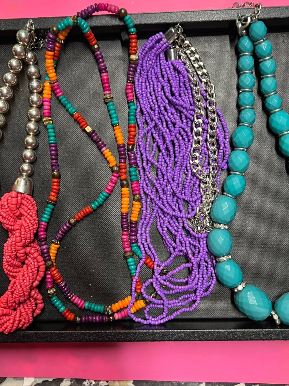 Large Curted Lot of 18 Beaded Necklaces, 2+ pounds - Picture 4 of 7